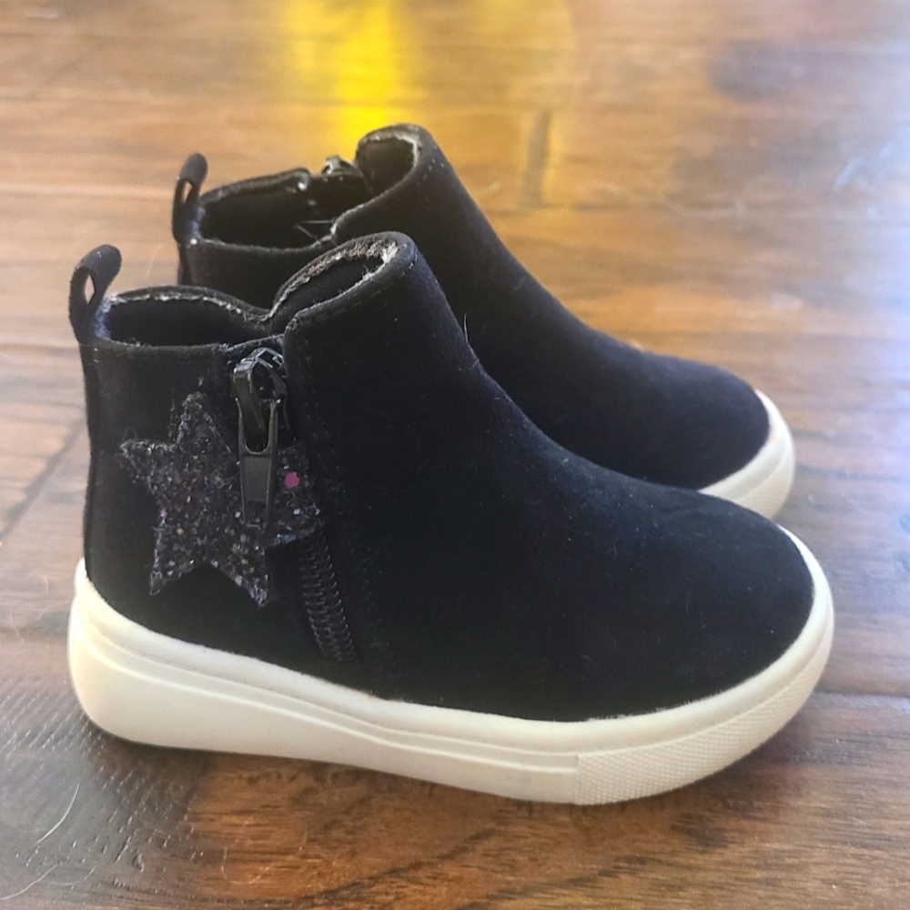 Toddler Black Booties